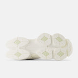 New Balance - 9060 - Angora Sea Salt