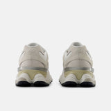 New Balance - Woman 9060 - Sea Salt Off White