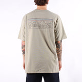 Patagonia - Ms P6 Logo Responsibili Tee - Outline Gumtree Green
