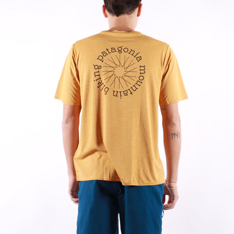 Patagonia - Ms Cap Cool Daily Shirt - Spoke Stencil Pufferfish Gold X-Dye