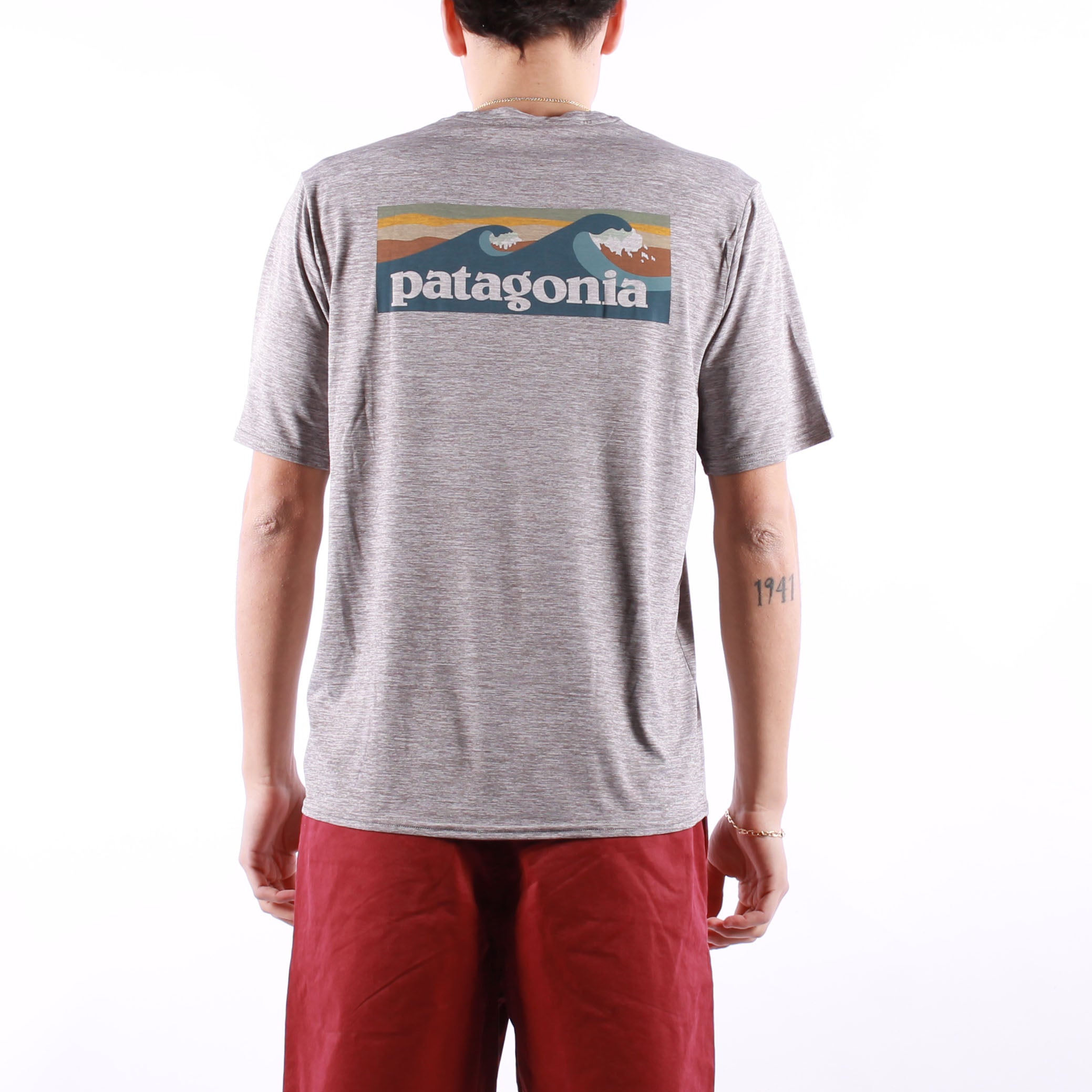 Patagonia - Ms Cap Cool Daily Graphic Tee - Abalone Blue Feather Grey | Patagonia | T-Shirt | 55.00 | Beach Break Shop